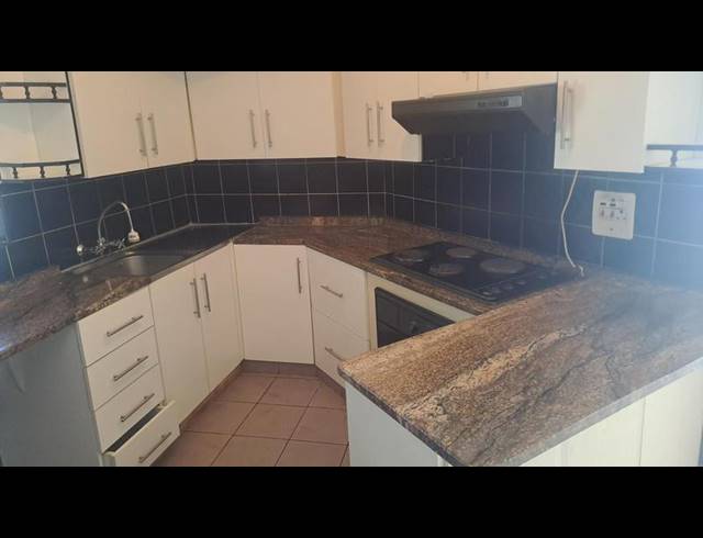 2 BEDROOM PROPERTY TO RENT IN OVERPORT